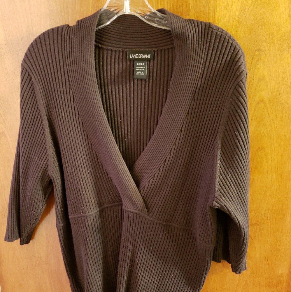 Brown 3/4 sleeve sweater